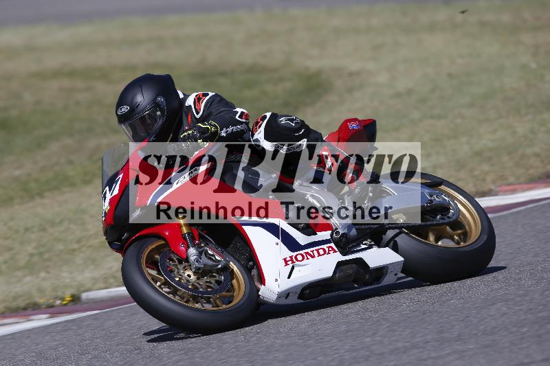 /12 30.04.2026  Speer Racing ADR/Gruppe gelb/177